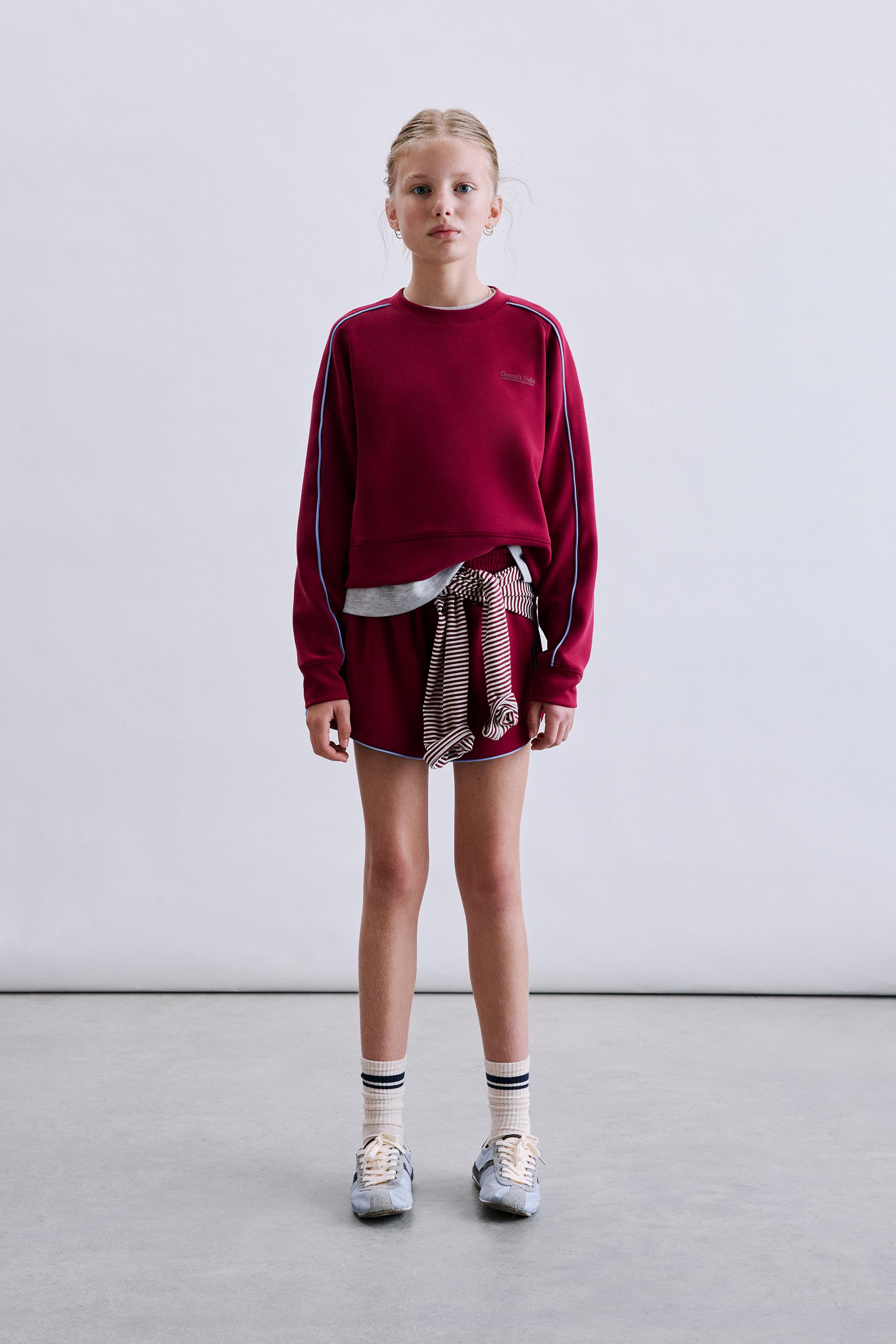 SWEAT SPORTIF AVEC MODAL EN CONTRASTE